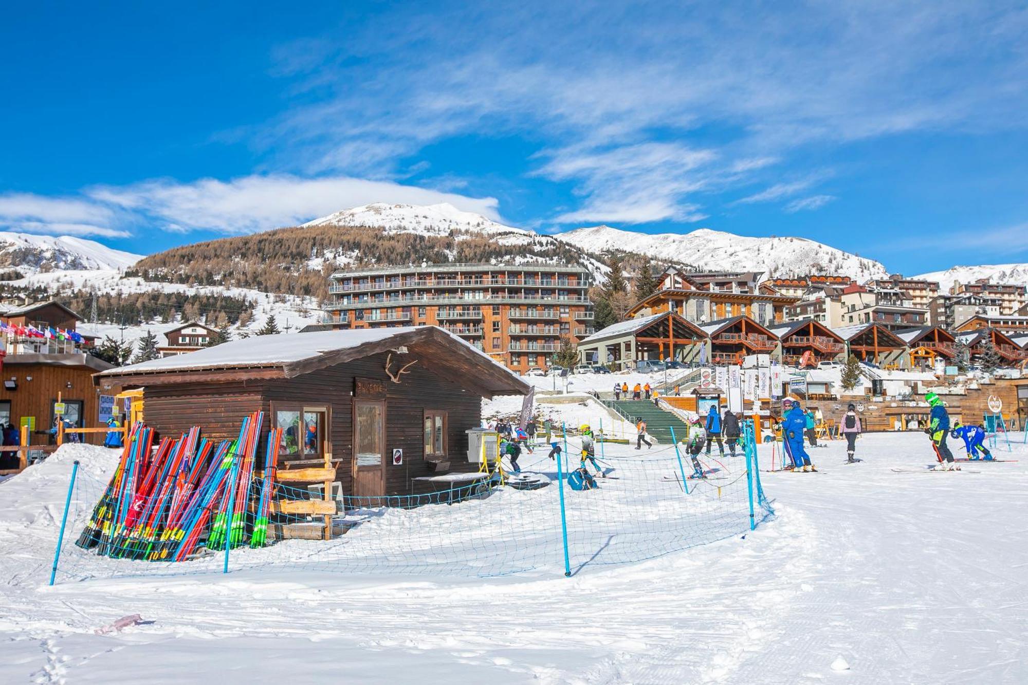 Grange Hike & Ski Sestriere Apartments Colle Sestriere Exterior foto