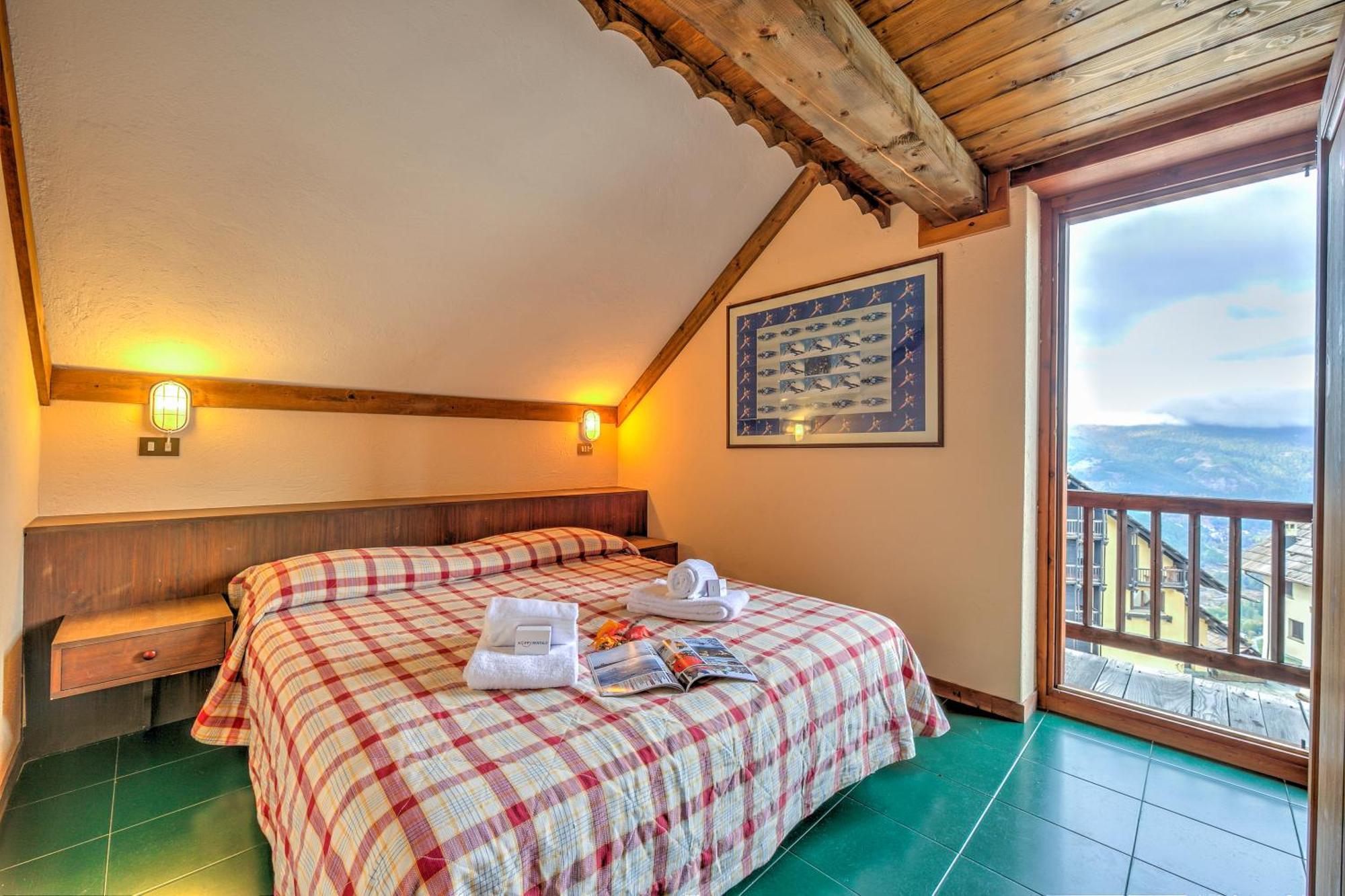 Grange Hike & Ski Sestriere Apartments Colle Sestriere Quarto foto